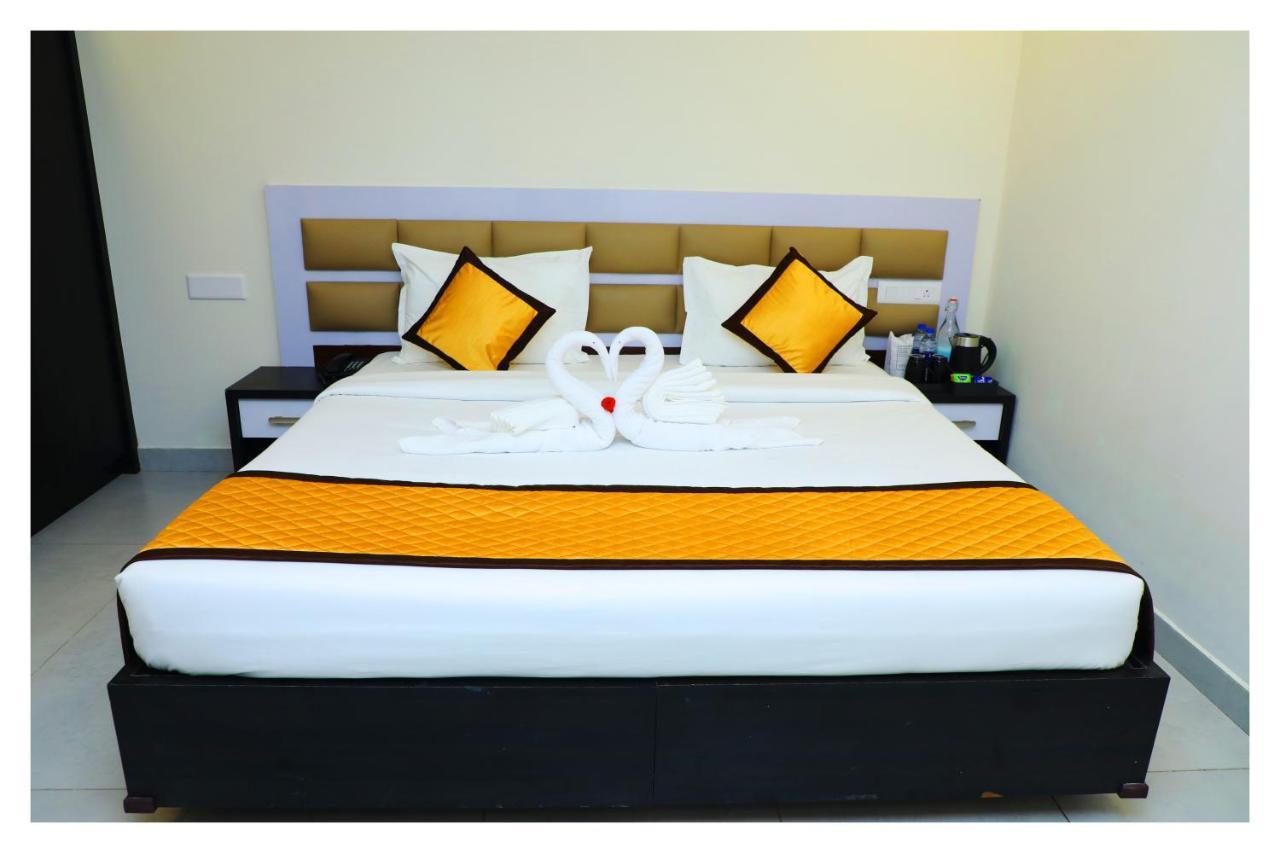 Clarks Inn Express ,Sirkazhi Esterno foto